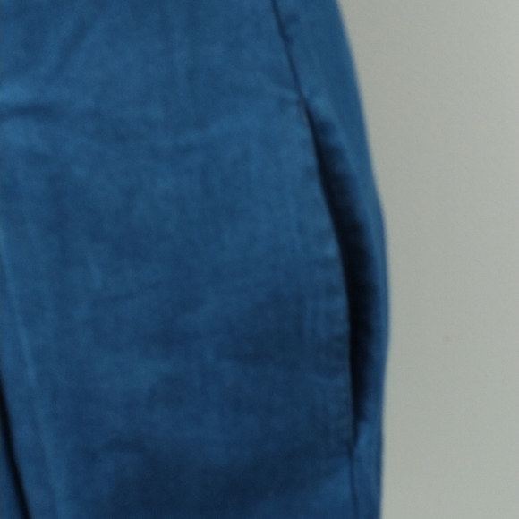 New Boden stretchy denim pleated a-line dress 2 - Picture 5 of 10